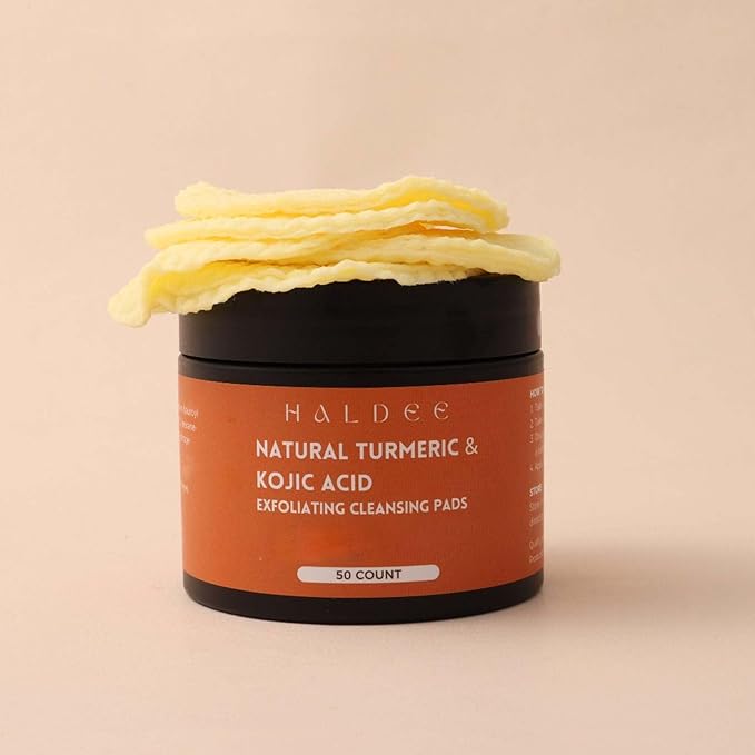 Turmeric kojic acid cleansing pads,