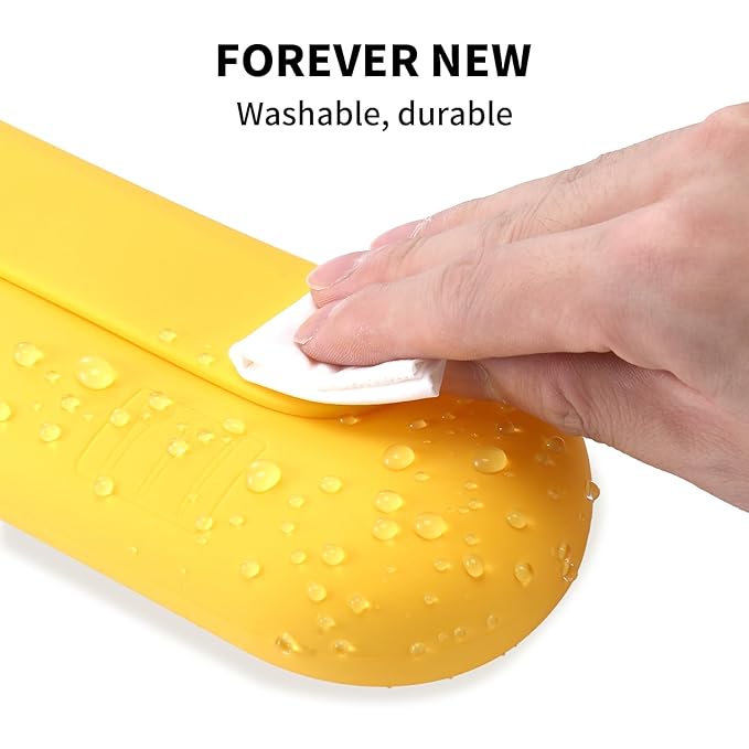 Silicone Makeup Brush Holder Travel Cosmetic Bag：Soft Portable Cosmetic Face Brushes Holder with Upgrade Anti-Fall Out Magnetic Closure, Large Travel Makeup Brush Case - Yellow