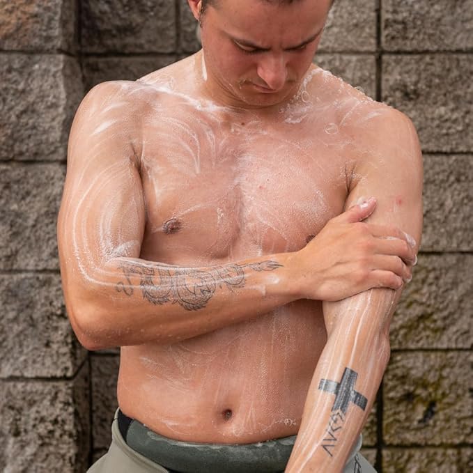 ZEUS Men's Natural Body Wash, Hydrating Shower Gel with Sandalwood Oil, Aloe Vera, Shea Butter & Invigorating Essential Oils for Skin Revitalization (Made in USA) 12 oz.