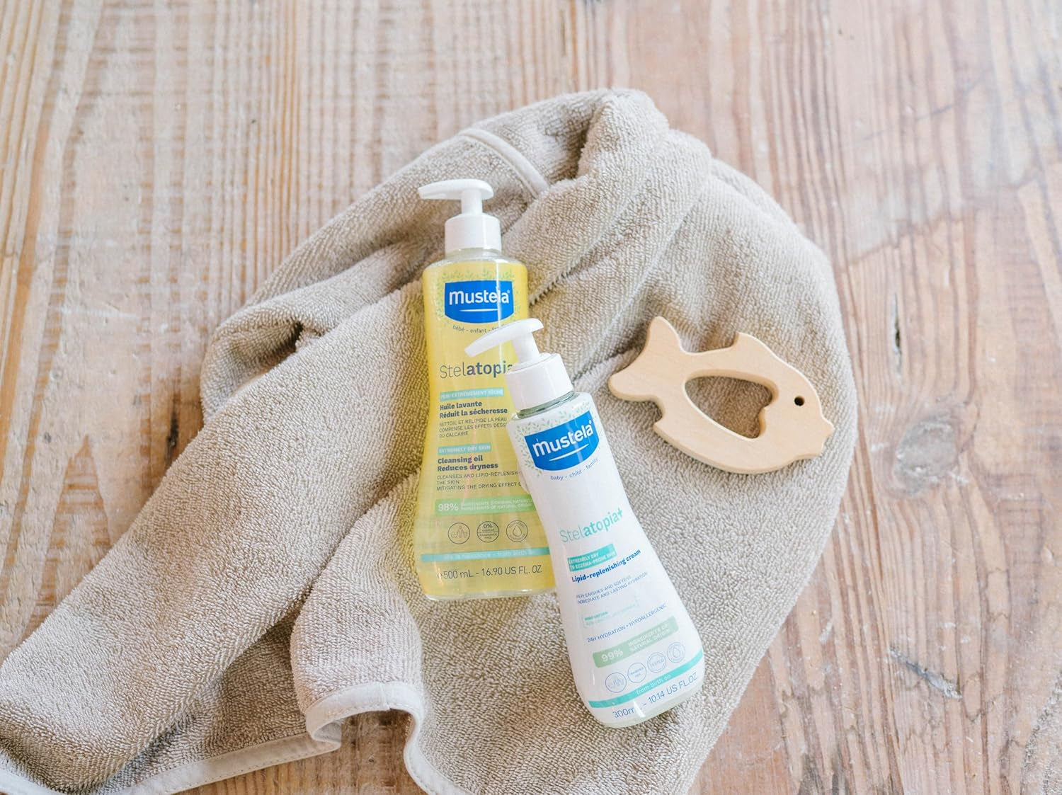 Stelatopia Eczema-Prone Skin Cleansing Oil - Baby Body Wash with Natural Avocado & Sunflower Oil - Family Skin Care Essentials - EWG Verified - Fragrance-Free & Tear Free - 16.9 Fl. Oz.