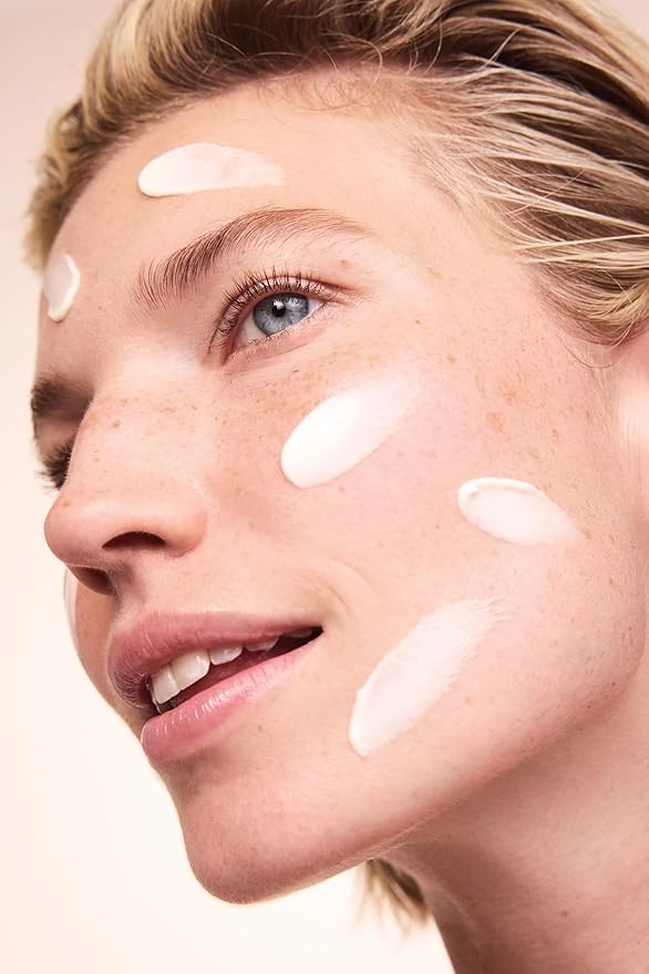 lavera Basis Sensitive Anti Wrinkle Moisturizing Cream - Face Cream with Q10 & Aloe Vera - Moisturizing Facial Cream - Anti Aging Cream - PETA Certified - Vegan - Made in Germany - 1.7 Fl Oz