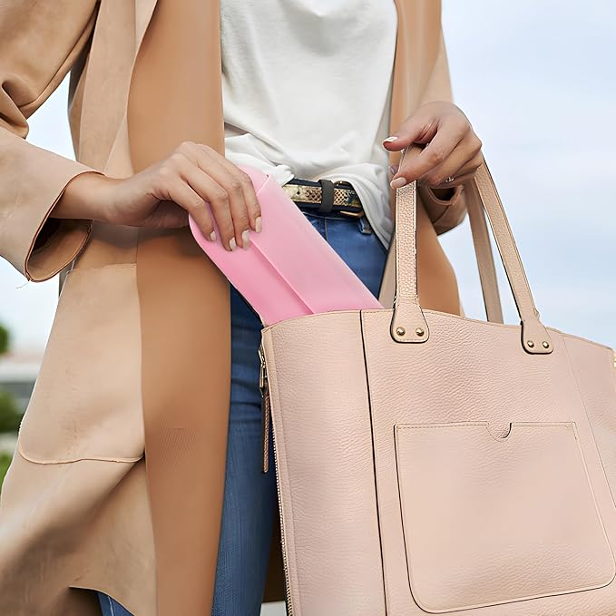 Silicone Makeup Brush Holder Travel Cosmetic Bag：Soft Portable Cosmetic Face Brushes Holder with Upgrade Anti-Fall Out Magnetic Closure, Large Travel Makeup Brush Case - Pink