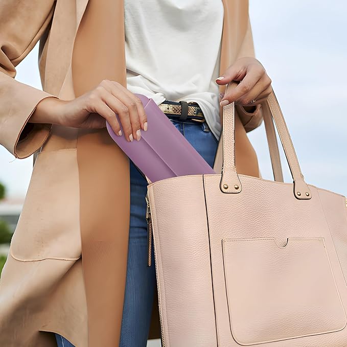 Silicone Makeup Brush Holder Travel Cosmetic Bag：Soft Portable Cosmetic Face Brushes Holder with Upgrade Anti-Fall Out Magnetic Closure, Large Travel Makeup Brush Case - Light Purple