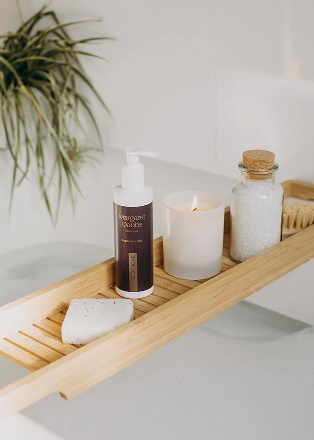 Margaret Dabbs London Fabulous Feet Hydrating Foot Soak Soothes Puffy, Swollen Feet and Ankles 6.76 fl. oz.