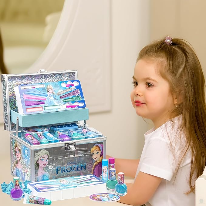 Disney Frozen Train Case Girls Beauty Set, Kids